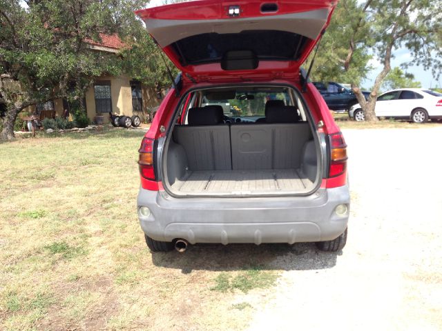 Pontiac Vibe Passion Hatchback