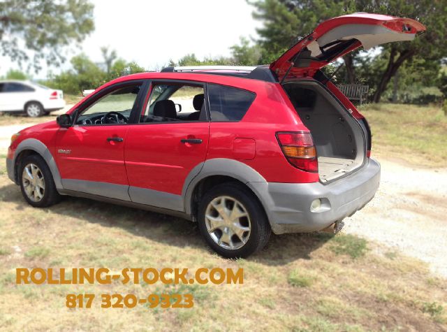 Pontiac Vibe 2003 photo 2