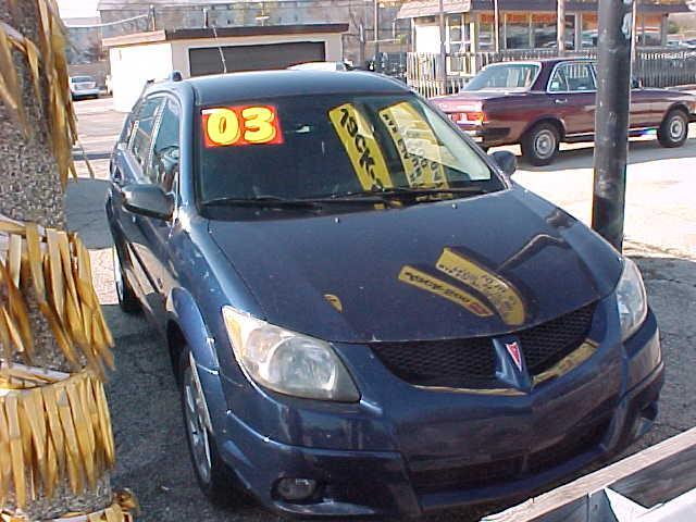 Pontiac Vibe 2003 photo 2