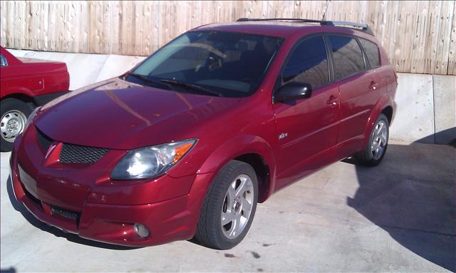 Pontiac Vibe 2004 photo 1