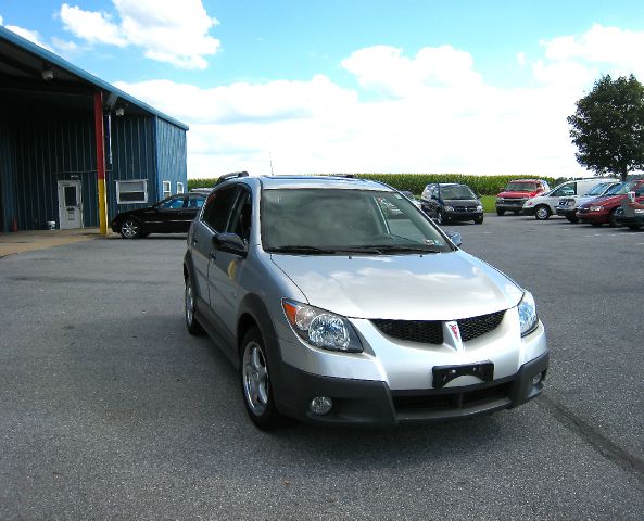 Pontiac Vibe 2004 photo 1