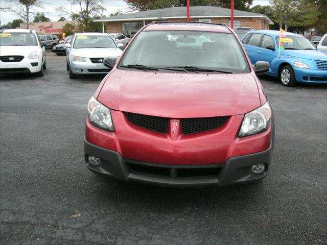 Pontiac Vibe 2004 photo 2