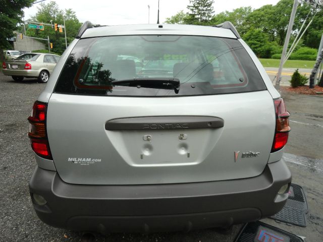 Pontiac Vibe 2004 photo 10