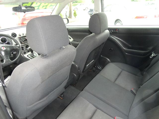 Pontiac Vibe 2004 photo 9