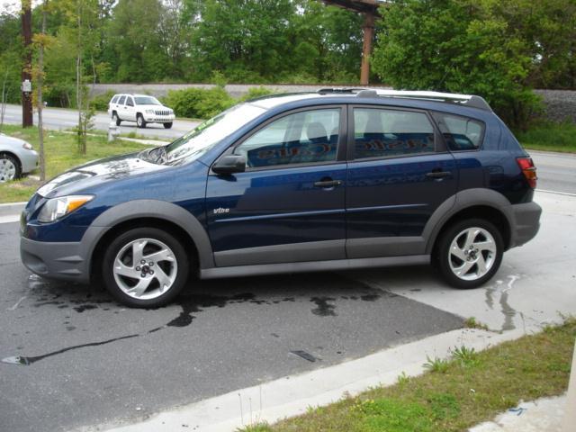 Pontiac Vibe 2004 photo 3