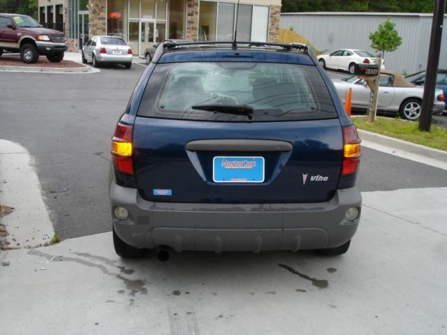 Pontiac Vibe 2004 photo 5