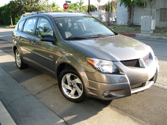 Pontiac Vibe 2004 photo 1