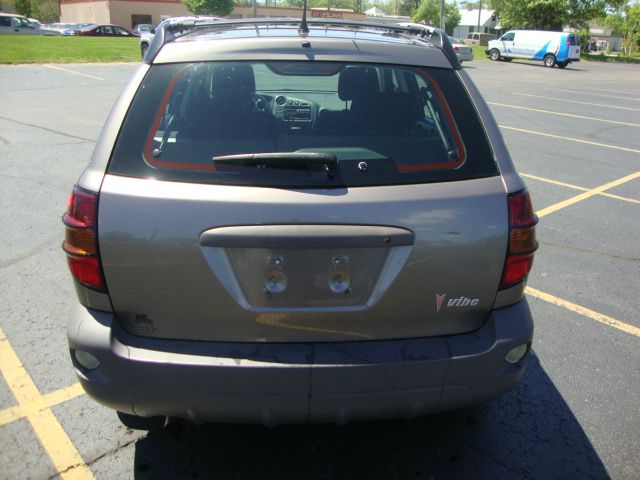 Pontiac Vibe 2004 photo 10