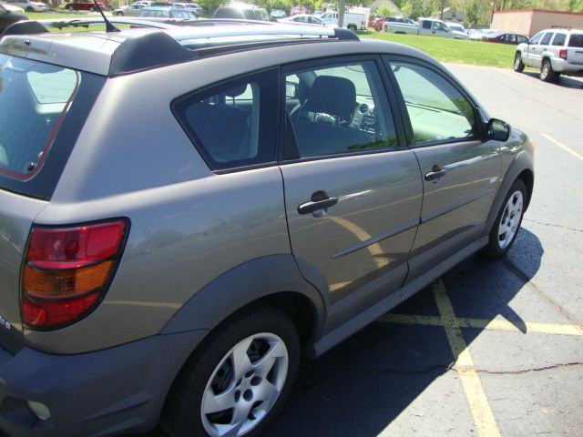 Pontiac Vibe 2004 photo 6