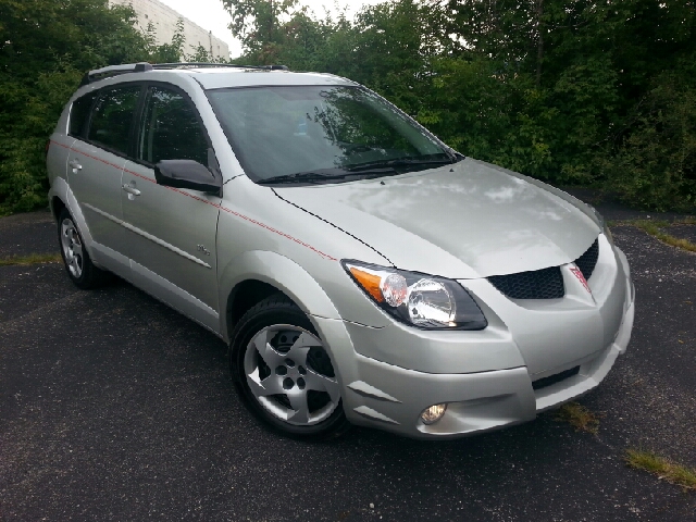 Pontiac Vibe 2004 photo 4