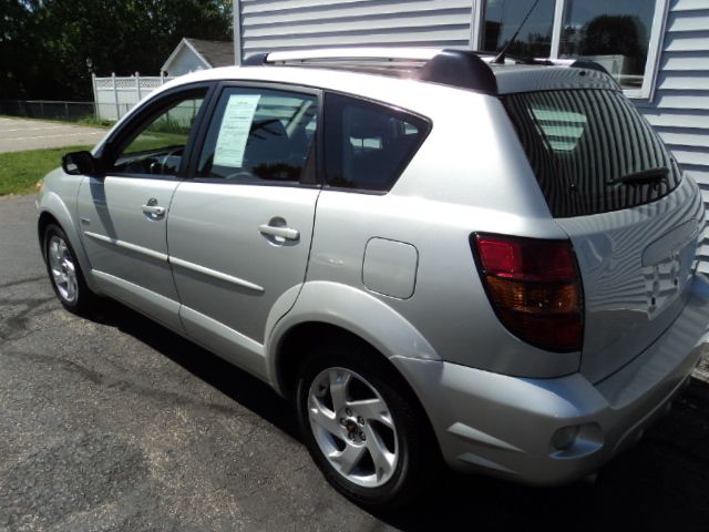 Pontiac Vibe 2004 photo 14