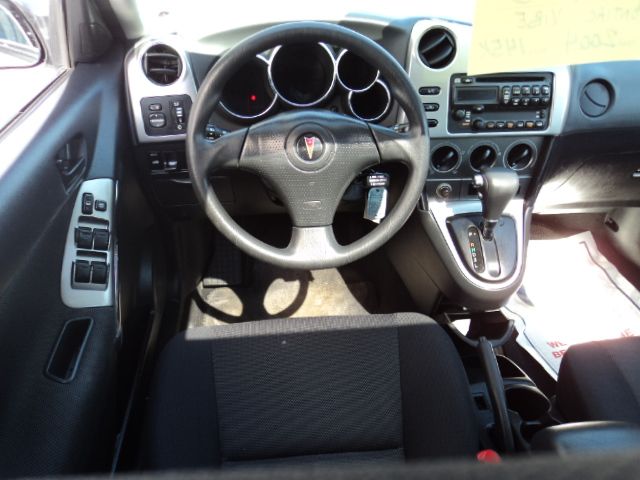 Pontiac Vibe 2004 photo 25