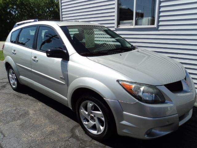 Pontiac Vibe 2004 photo 9