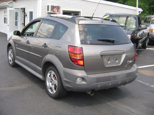 Pontiac Vibe 2004 photo 5