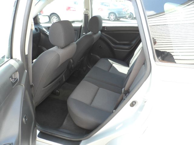 Pontiac Vibe 2004 photo 4