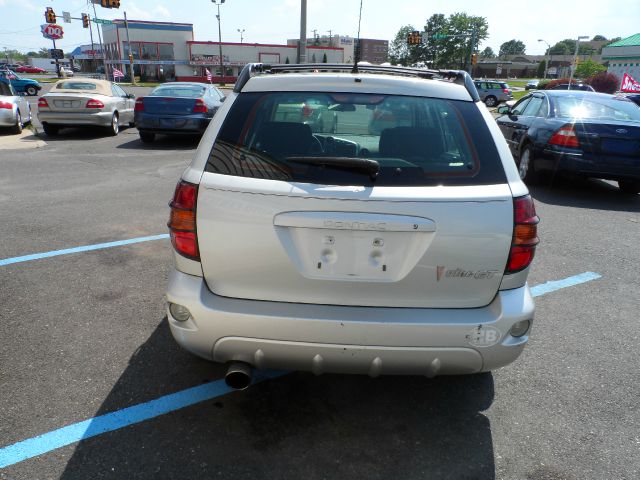 Pontiac Vibe 2004 photo 5