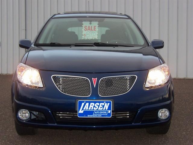 Pontiac Vibe 2005 photo 2