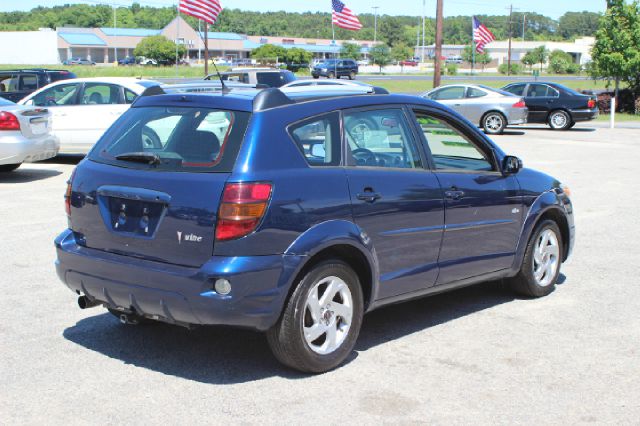 Pontiac Vibe 2005 photo 9