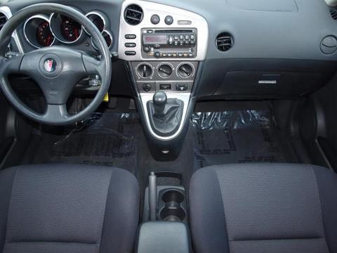 Pontiac Vibe 2005 photo 1