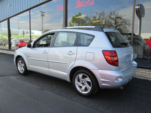 Pontiac Vibe 2005 photo 4