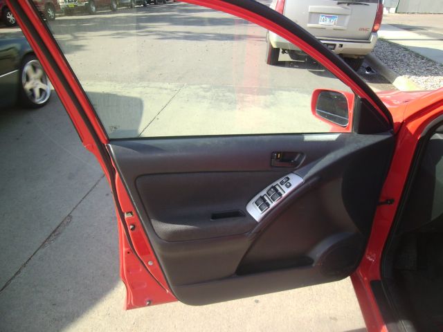 Pontiac Vibe 2005 photo 10