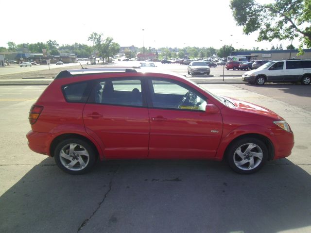 Pontiac Vibe 2005 photo 14