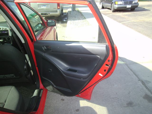 Pontiac Vibe 2005 photo 6