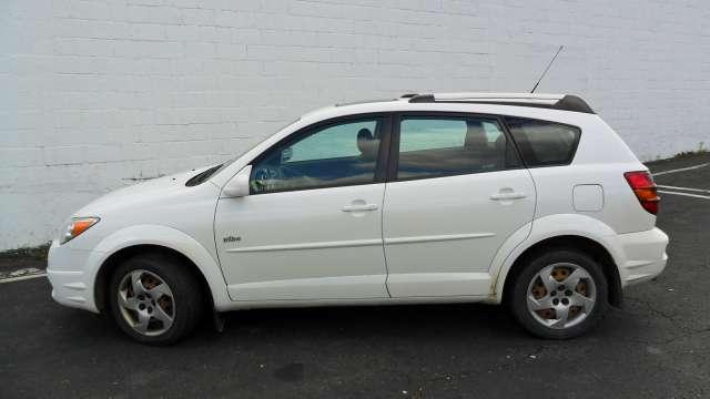 Pontiac Vibe 2005 photo 4