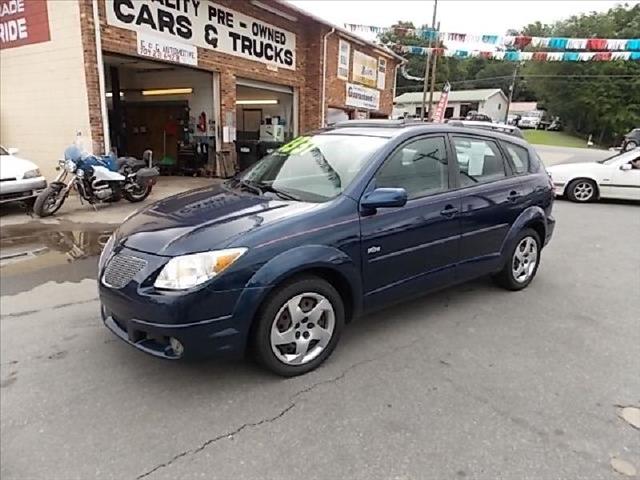 Pontiac Vibe Club Coupe Wideside 141.5 SUV