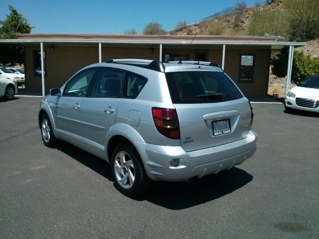 Pontiac Vibe 2005 photo 3