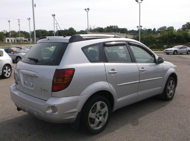 Pontiac Vibe 2005 photo 5