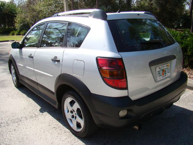 Pontiac Vibe 2005 photo 3