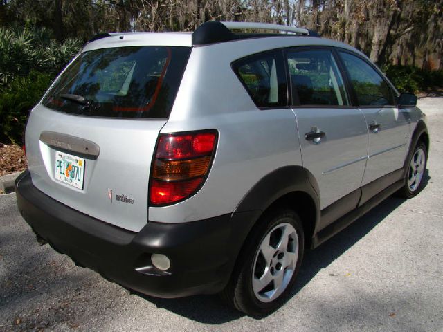 Pontiac Vibe 2005 photo 4