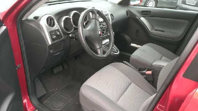 Pontiac Vibe 2006 photo 3