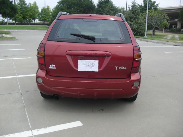 Pontiac Vibe 2006 photo 1