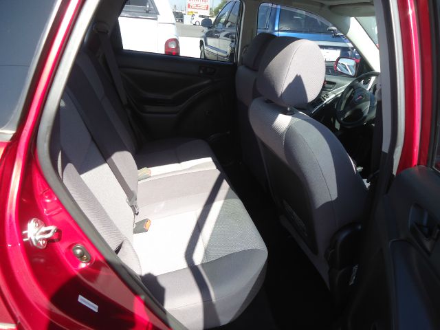 Pontiac Vibe 2006 photo 1