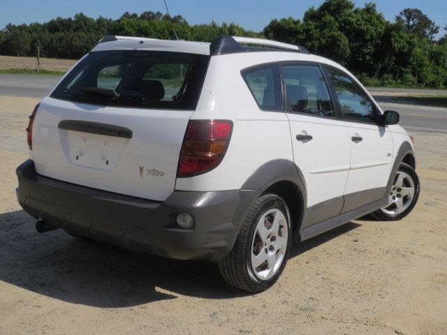 Pontiac Vibe 2007 photo 18