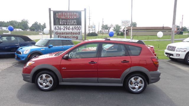 Pontiac Vibe 2007 photo 2