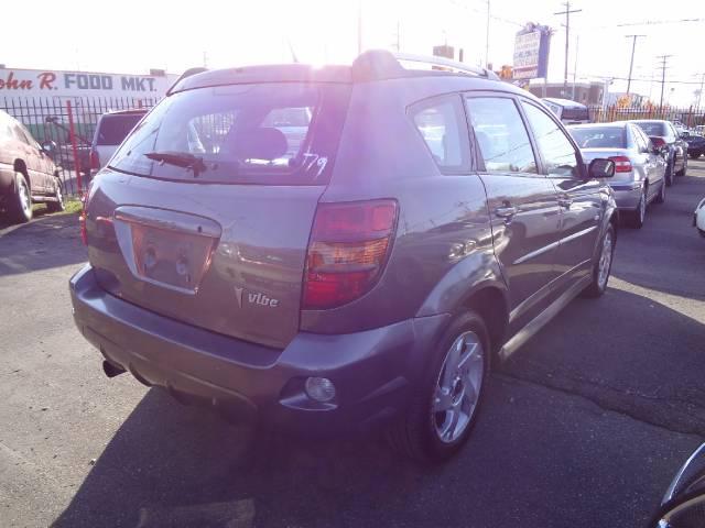 Pontiac Vibe 2007 photo 4