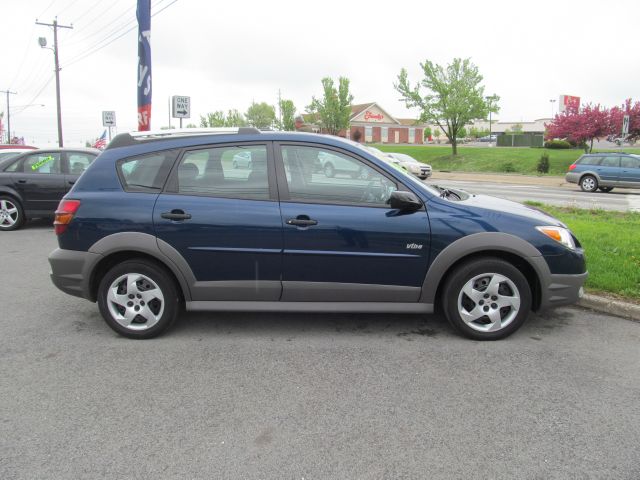 Pontiac Vibe 2008 photo 9