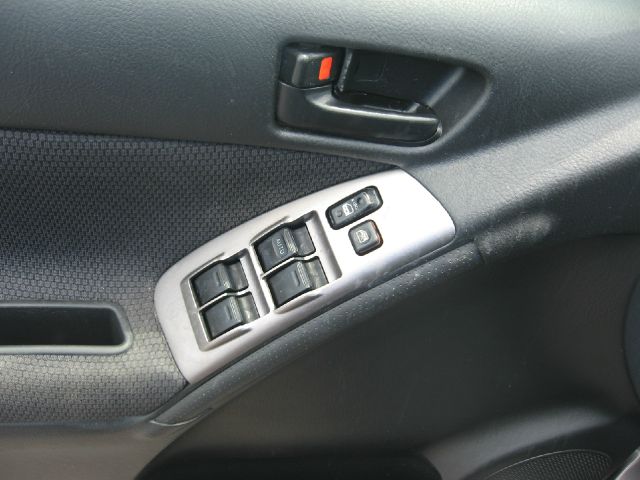 Pontiac Vibe 2008 photo 14