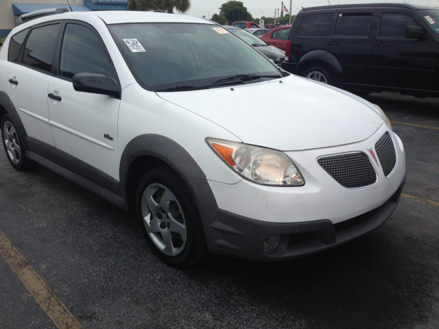 Pontiac Vibe 2008 photo 3