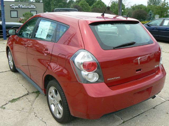 Pontiac Vibe 4X4 ED. Bauer EL SUV