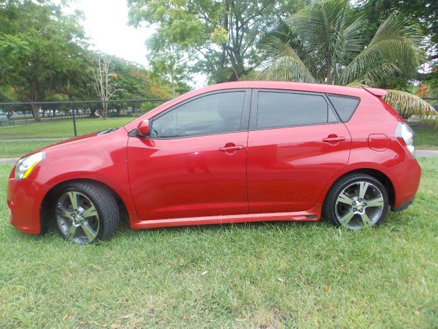 Pontiac Vibe 2009 photo 1