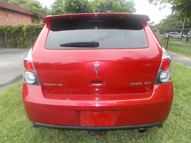 Pontiac Vibe 2009 photo 2