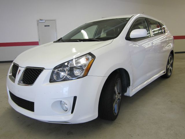 Pontiac Vibe 2009 photo 2