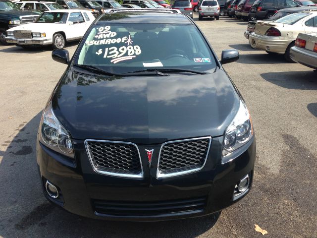 Pontiac Vibe 2009 photo 2