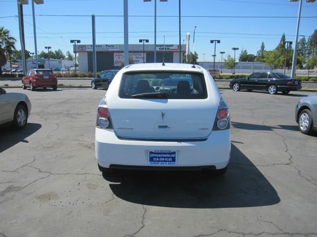 Pontiac Vibe 2009 photo 4