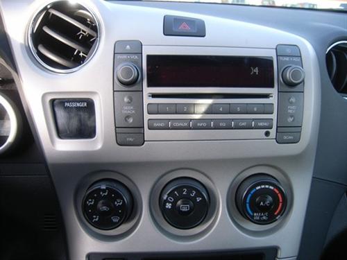 Pontiac Vibe 2009 photo 1