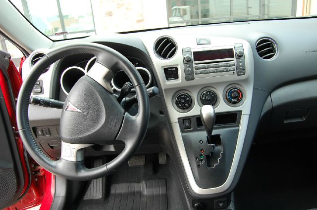 Pontiac Vibe 2009 photo 16